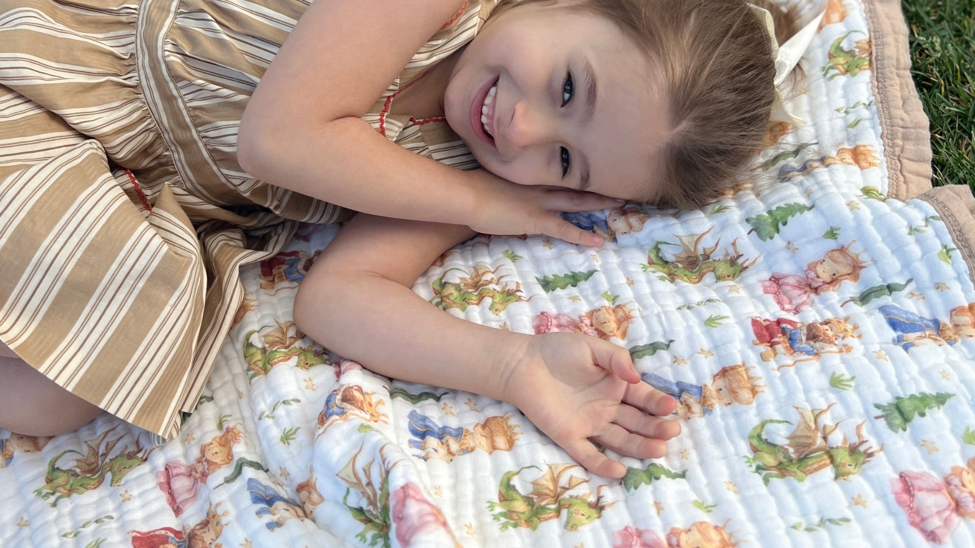 Baby peacefully sleeping on toddler quilt by Natchiketa in the Fairytale