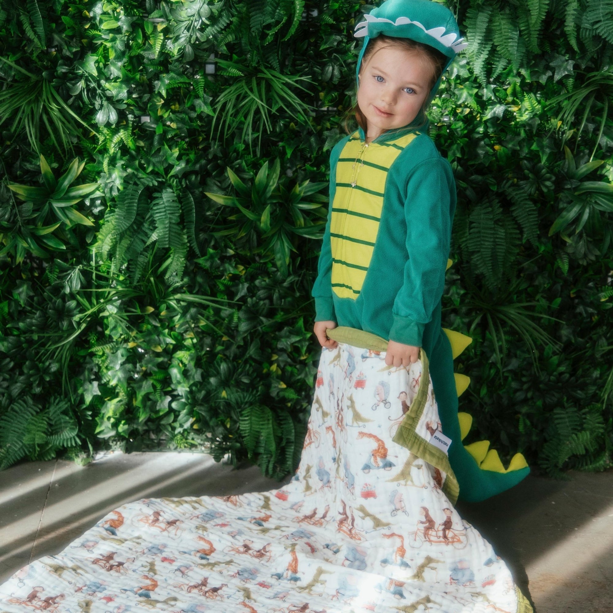 Nachiketa 'Gator on The Go' 100% Organic Cotton Baby & Toddler Blanket,  Baby Blankets for Boys and Girls, Toddler Quilt, Nursery Quilt, Stroller Blanket, Cute Baby Blankets