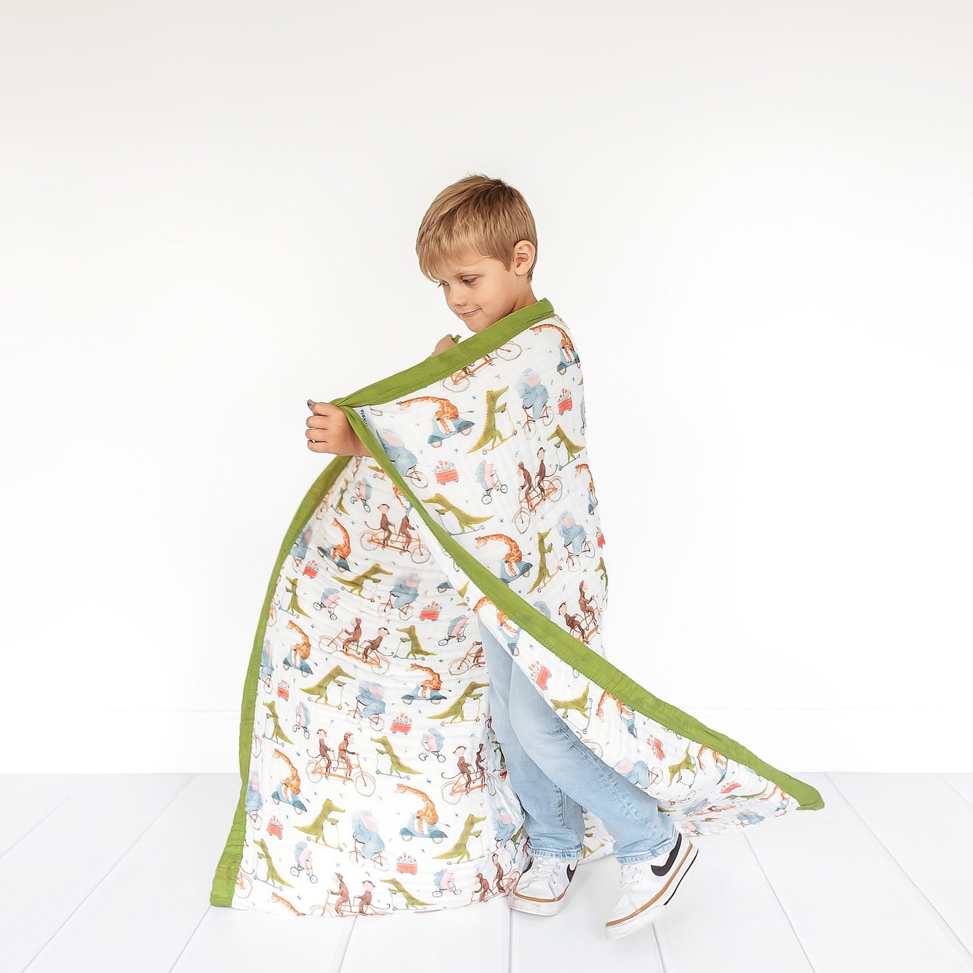 Nachiketa &#39;Gator on The Go&#39; 100% Organic Cotton Baby &amp; Toddler Blanket – Super Soft Baby Blanket, Luxury Baby Shower Gift, Gender Neutral Baby Blanket, Organic Cotton Muslin Baby Blanket, Baby Essentials, Baby Blankets for Boys and Girls, Toddler Quilt, Nursery Quilt, Stroller Blanket, Cute Baby Blankets