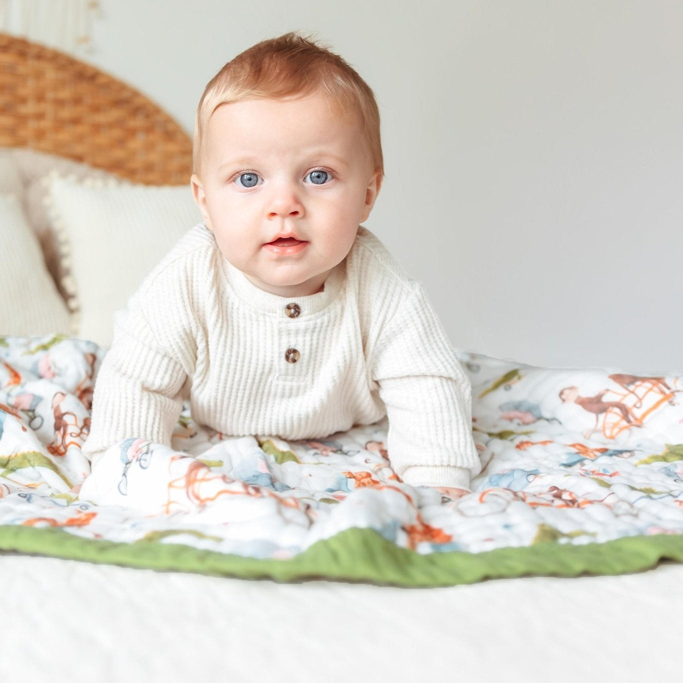 Nachiketa Cotton Baby & Toddler Blanket – Super Soft Baby Blanket, Gator on the go