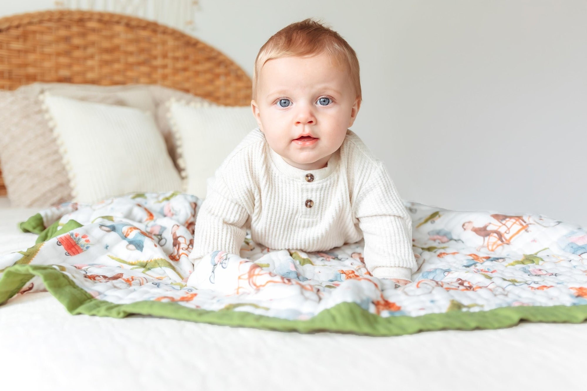 Nachiketa 'Gator on The Go' 100% Organic Cotton Baby & Toddler Blanket – Super Soft Baby Blanket, Luxury Baby Shower Gift, Gender Neutral Baby Blanket, Organic Cotton Muslin Baby Blanket, Baby Essentials, Baby Blankets for Boys and Girls, Toddler Quilt, Nursery Quilt, Stroller Blanket, Cute Baby Blankets