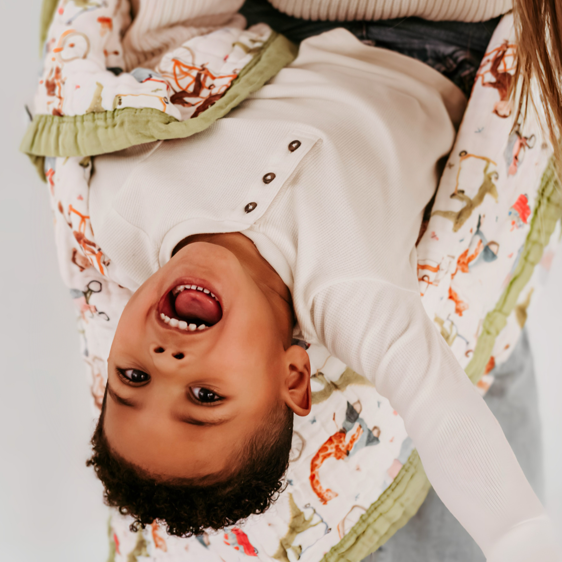 &quot;Gator on the Go&quot; 100% Organic Cotton Baby &amp; Toddler Blanket